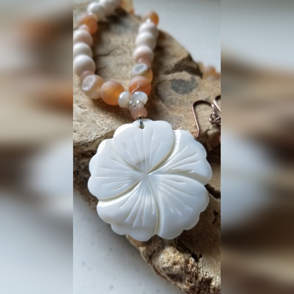 Handcrafted Mother of Pearl with Druzy & Peach Moonstone Necklace Earring Set - Picture 3 of 7